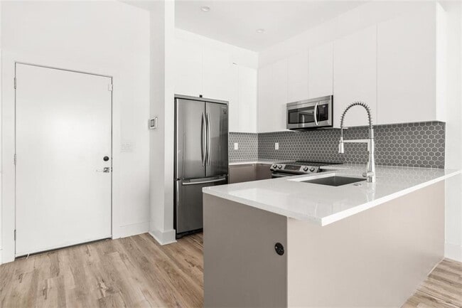 1155 Custer Ave SE in Atlanta, GA - Building Photo - Building Photo