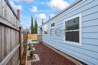 10112 Westminster Ct in Cupertino, CA - Building Photo - Building Photo