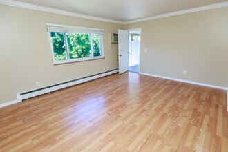 1097 Tienken Ct in Rochester Hills, MI - Building Photo - Building Photo