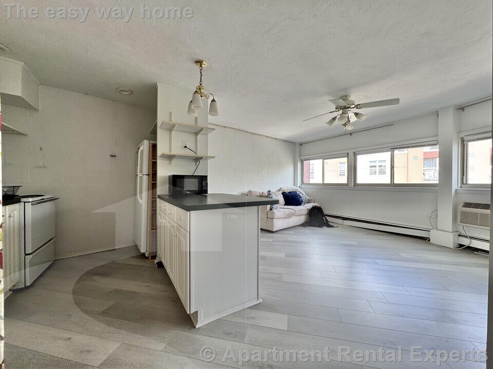 348 Franklin St in Cambridge, MA - Building Photo