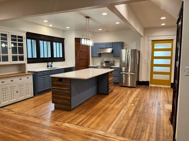 4114 S 2nd St in Louisville, KY - Building Photo - Building Photo