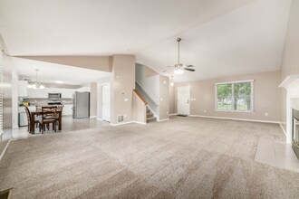 8607 Clover Glade Dr in Lewis Center, OH - Building Photo - Building Photo