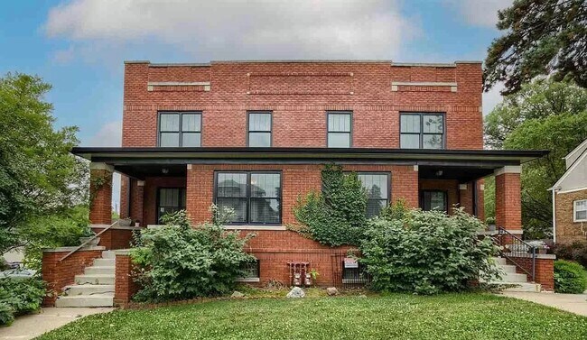 3603 Davenport St in Omaha, NE - Building Photo - Building Photo