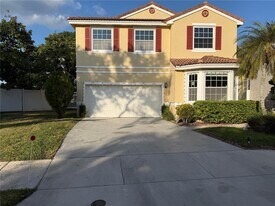 4908 SW 151st Ave in Davie, FL - Building Photo
