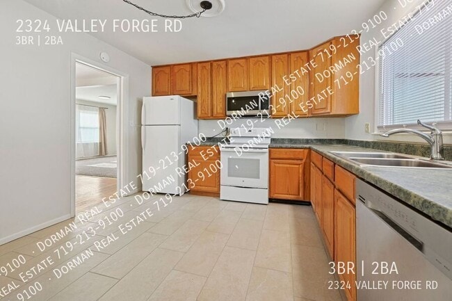 2324 Valley Forge Rd in Colorado Springs, CO - Building Photo - Building Photo