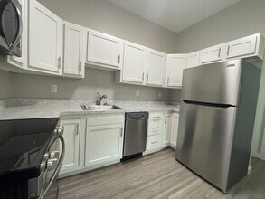 1309 Watts St in Charleston, WV - Building Photo - Building Photo
