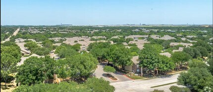 601 E Ash Ln in Euless, TX - Building Photo - Building Photo