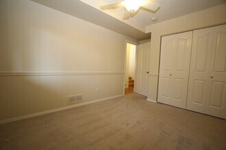 8965 Eagle Pl Loop in Anchorage, AK - Building Photo - Building Photo