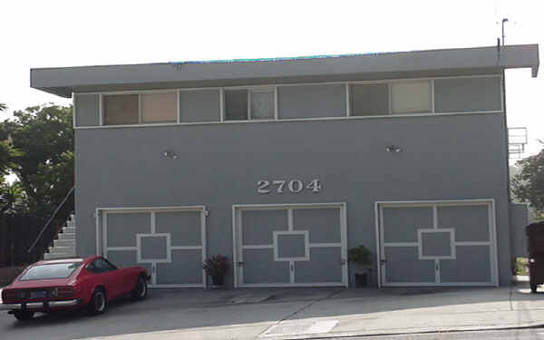 2704 Mathews Ave in Redondo Beach, CA - Building Photo