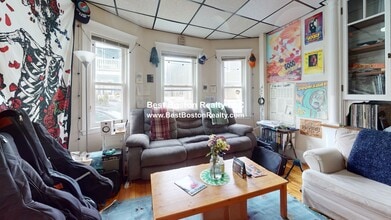 6 Bailey St in Somerville, MA - Building Photo - Building Photo