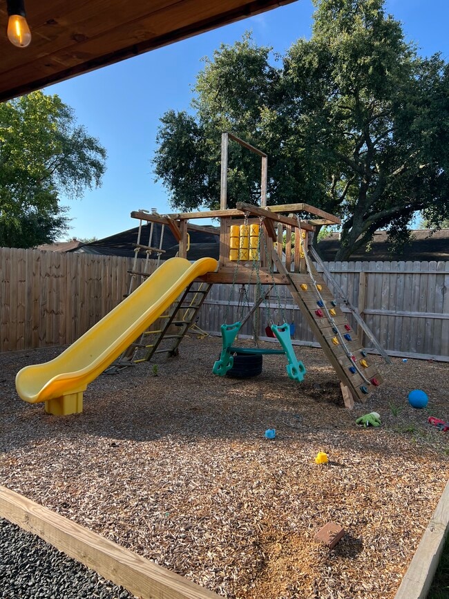 property at 2513 Northern Dr