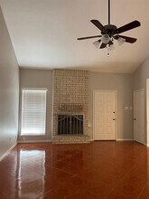 7830 Lumber Jack Dr in Houston, TX - Building Photo - Building Photo