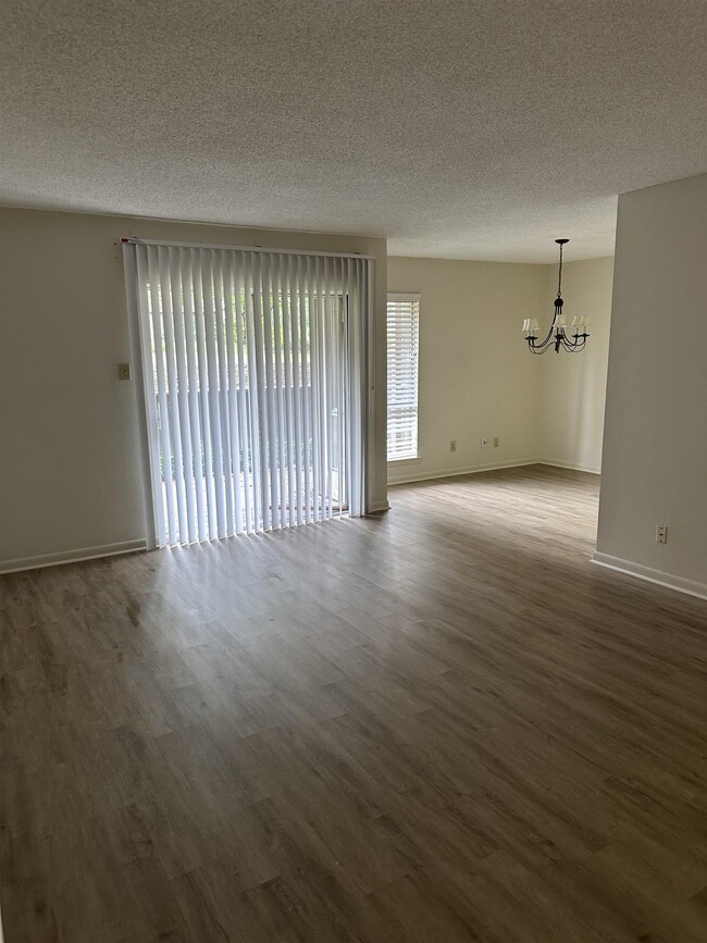 728 Hedgegrove Dr in Memphis, TN - Building Photo - Building Photo
