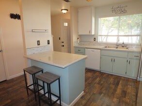 572 Diamond Meadows Loop in Diamond Springs, CA - Building Photo - Building Photo