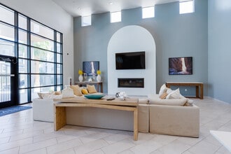 The Falls at Crismon Commons in Mesa, AZ - Building Photo - Interior Photo