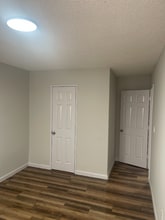 732 W Imperial Hwy in Los Angeles, CA - Building Photo - Building Photo