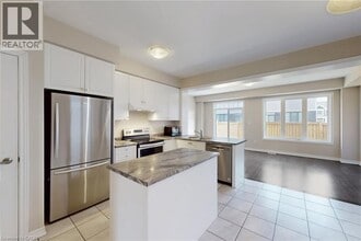 54 Lise Ln in Haldimand, ON - Building Photo - Building Photo