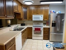 15926 Ham Rd, Unit 176 in Athens, AL - Building Photo