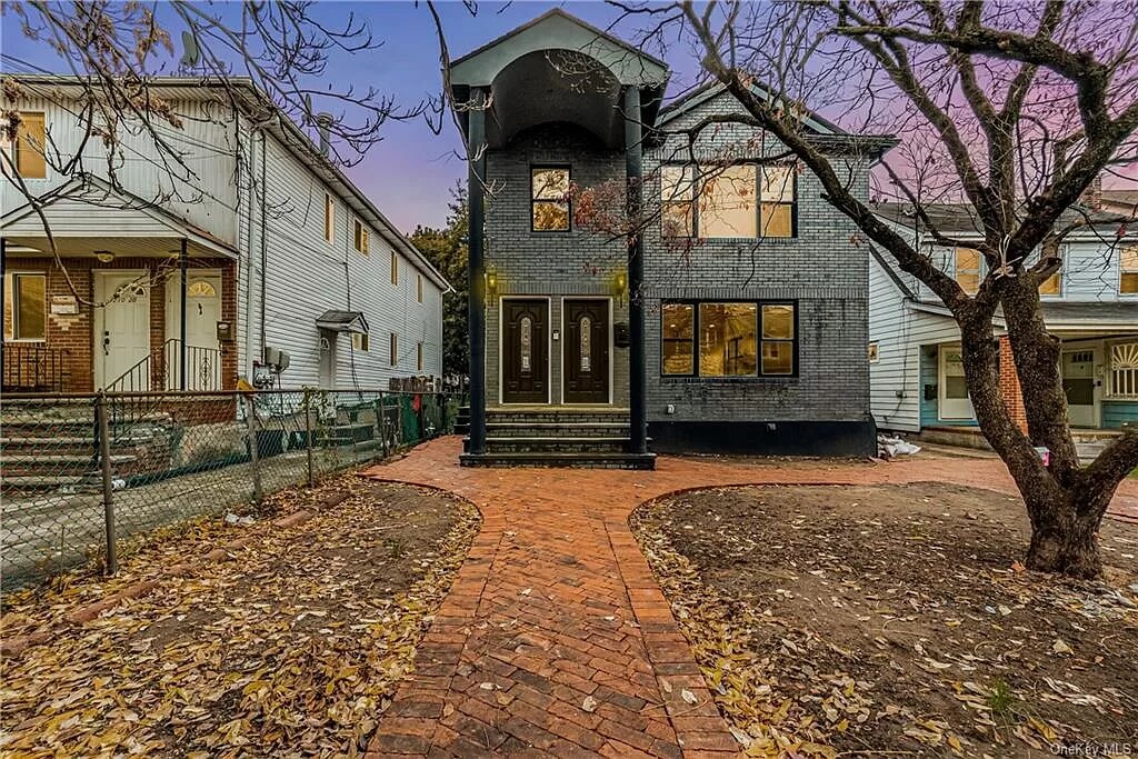 21014 Hollis Ave in Queens Village, NY - Building Photo