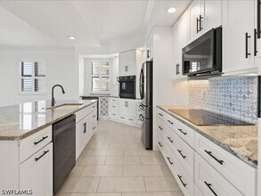 14380 Riva Del Lago Dr in Ft. Myers, FL - Building Photo - Building Photo