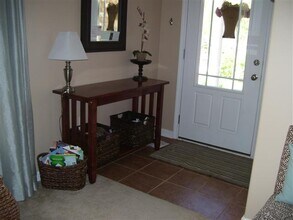 35 Chapel Lake N in Savannah, GA - Building Photo - Building Photo