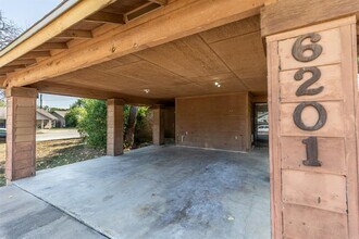 6201 Berkett Cove in Austin, TX - Building Photo - Building Photo