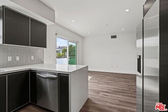 1830 Selby Ave in Los Angeles, CA - Foto de edificio - Building Photo