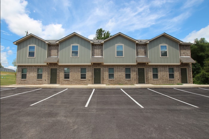 1222 Brad Cir in Lindale, TX - Building Photo