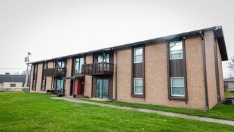 2504 Wheeling Ave in Muncie, IN - Building Photo