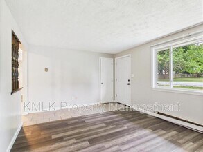 1837 Faye Rd in Akron, OH - Building Photo - Building Photo