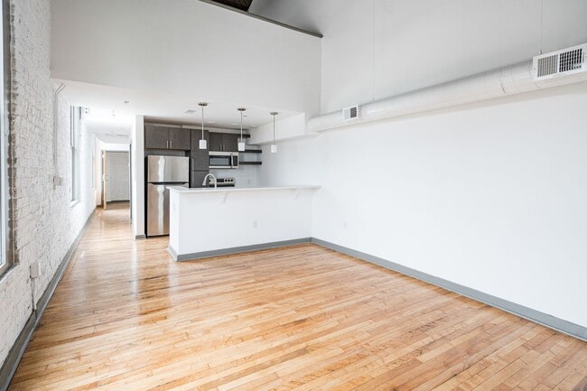 property at 1809 E Franklin St