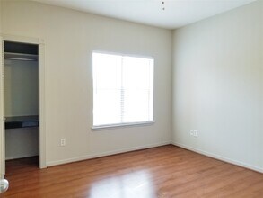 4041 Drake St in Houston, TX - Building Photo - Building Photo
