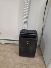 9 Charles St in Centereach, NY - Foto de edificio - Building Photo