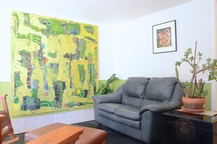 210 27th Ave E in Seattle, WA - Building Photo