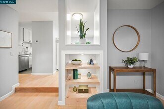 2560 Walnut Blvd in Walnut Creek, CA - Building Photo - Building Photo