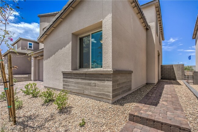 9318 Copernicus Ave in Las Vegas, NV - Building Photo - Building Photo