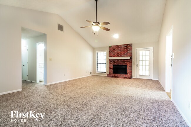 140 Brookfield Dr in Stockbridge, GA - Building Photo - Building Photo