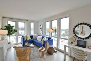 Parker in Berkeley, CA - Building Photo