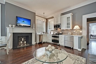80 Society St-Unit -A in Charleston, SC - Foto de edificio - Building Photo