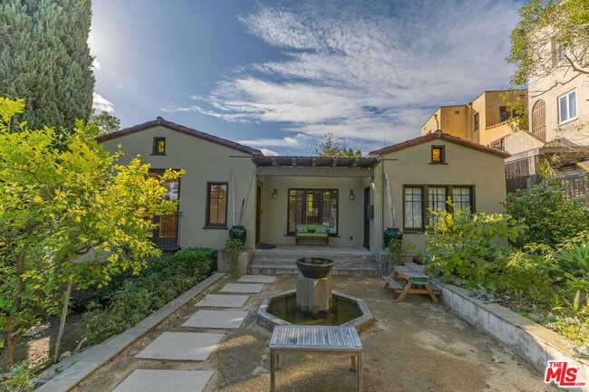 3234 Ettrick St in Los Angeles, CA - Building Photo - Building Photo