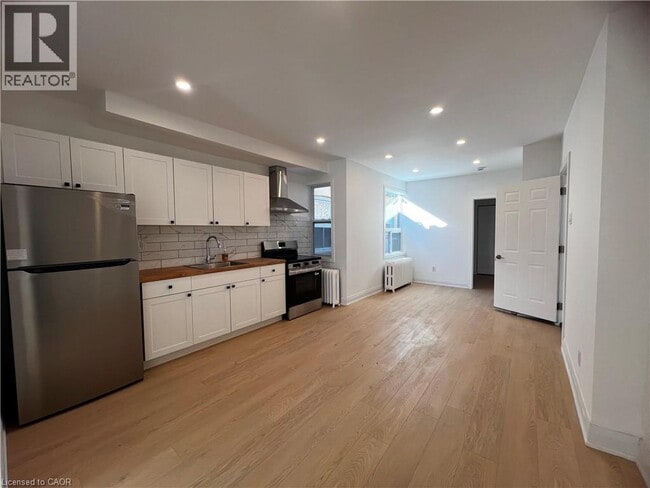 property at 804 St Clair Ave W