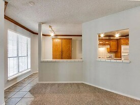 3305 Fireside Cir in Norman, OK - Building Photo