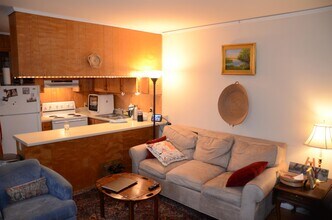 210 Westview Dr in Athens, GA - Building Photo - Building Photo