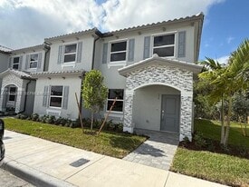 2763 SE 26th Rd in Homestead, FL - Building Photo