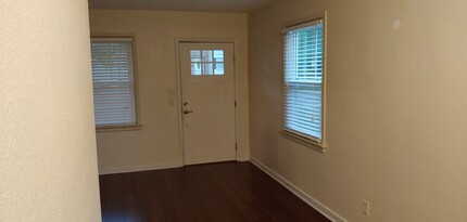 708 E Ohio Ave in DeLand, FL - Building Photo - Building Photo