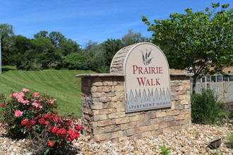 Prairie Walk in Kansas City, MO - Foto de edificio - Building Photo