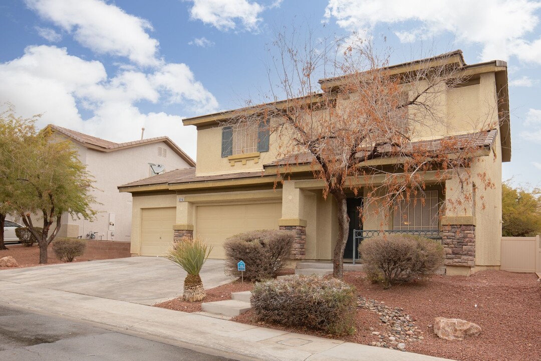 3216 Carefree Beauty Ave in North Las Vegas, NV - Building Photo