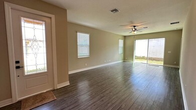 1724 Party Pl in Fort Pierce, FL - Building Photo - Building Photo