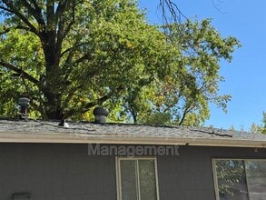11923 San Andres Dr in St. Louis, MO - Foto de edificio - Building Photo