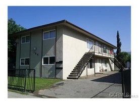 164 E Olive St in San Bernardino, CA - Building Photo